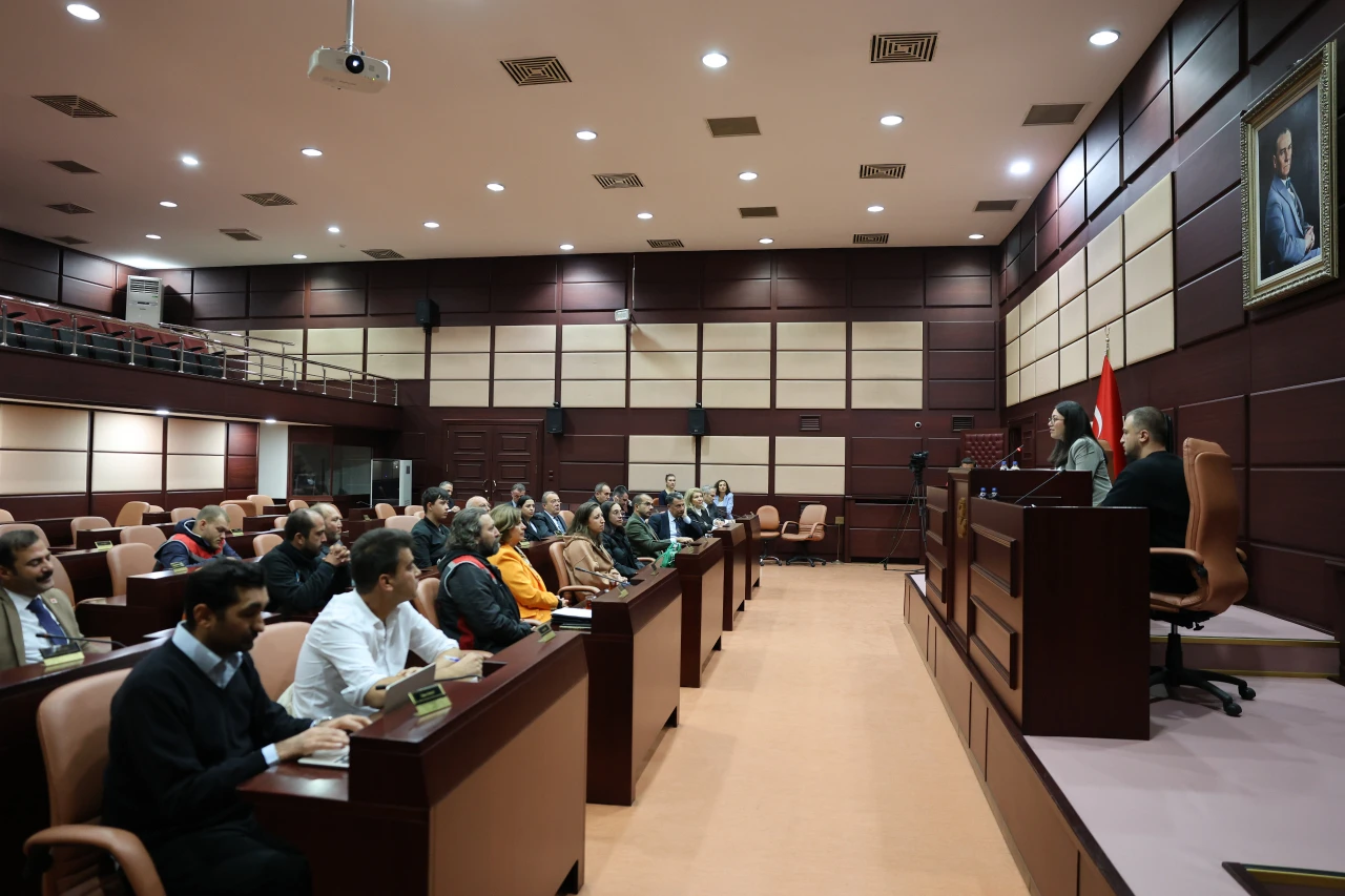 Moto kuryelerin sorunları masaya yatırıldı  “HIZLI DEĞİL, GÜVENLİ TESLİMAT”