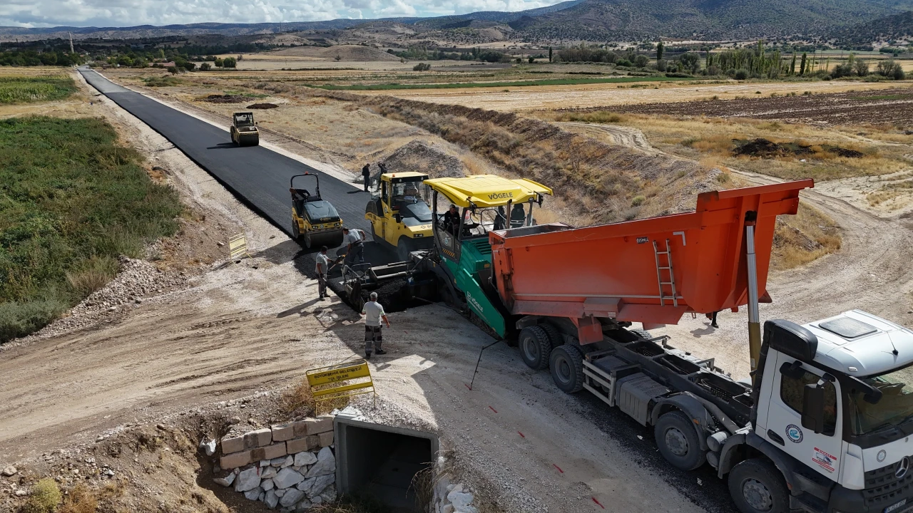 KIRSAL BÖLGELERDE YOL KONFORU ARTIYOR