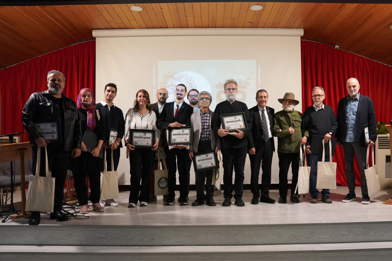 BAŞKAN ATAÇ: ŞİİR BİZİ BİRBİRİMİZE YAKINLAŞTIRIR