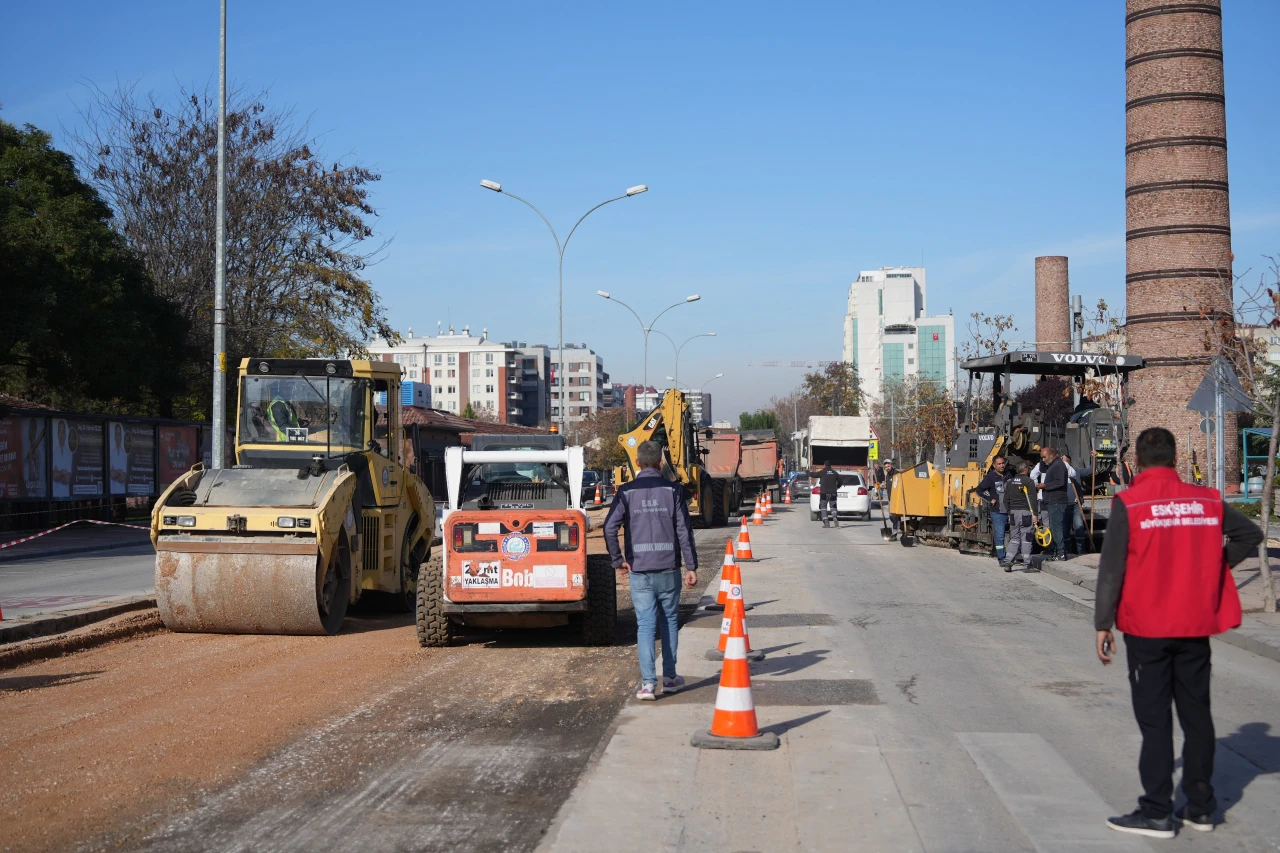 ESPARK ÇEVRESİNDE TRAFİK DÜZENLEMESİ YAPILIYOR
