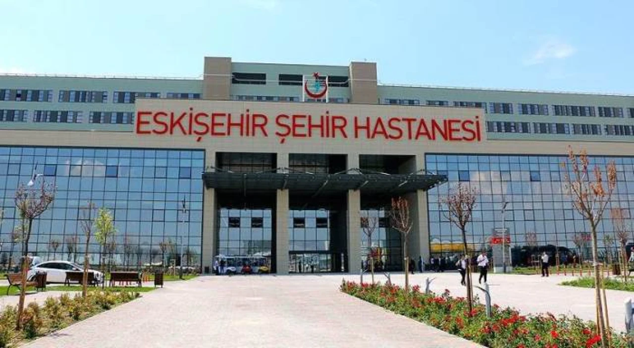 ESKİŞEHİR ŞEHİR HASTANESİ’NDE OPERASYON 20 DOKTOR GÖZALTINDA İDDİASI
