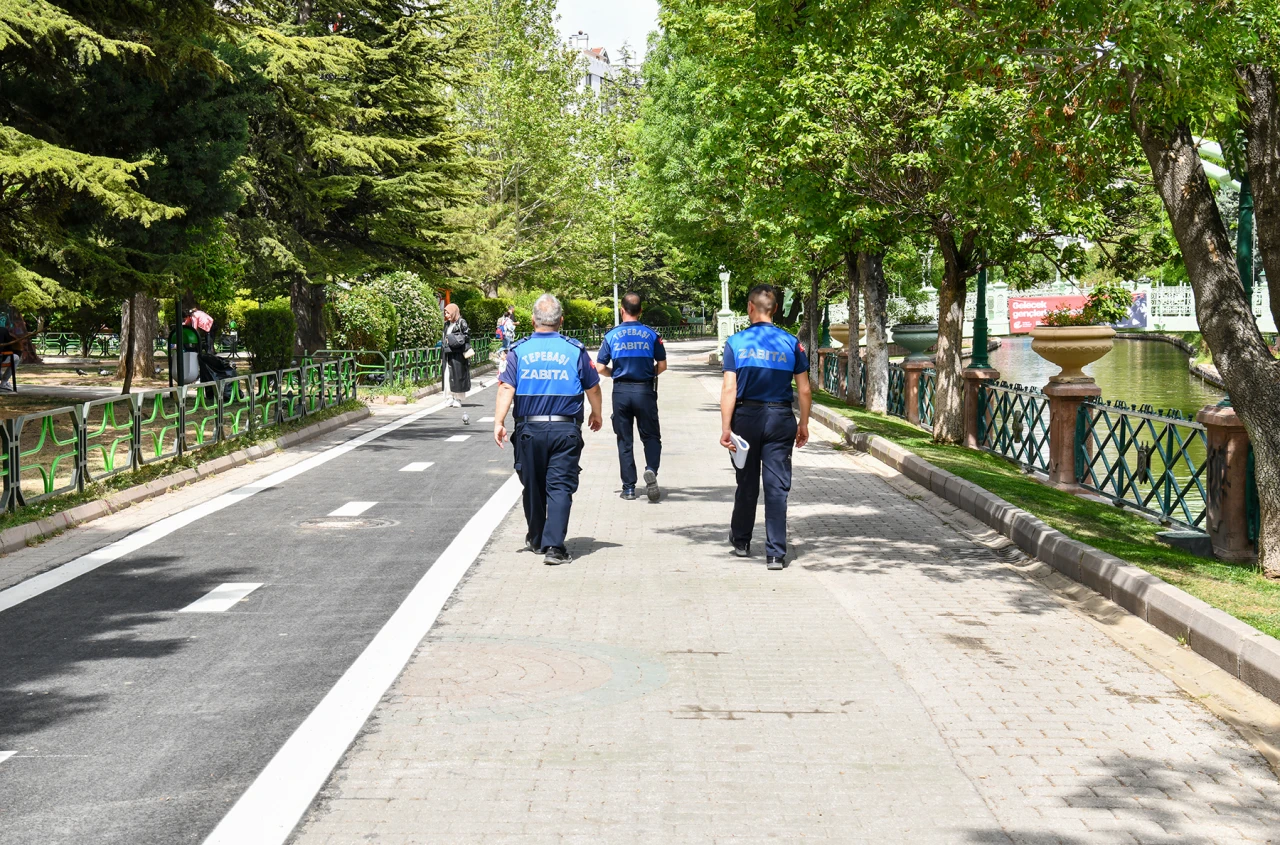Tepebaşı Zabıta’dan “Tertemiz Eskişehir” denetimi