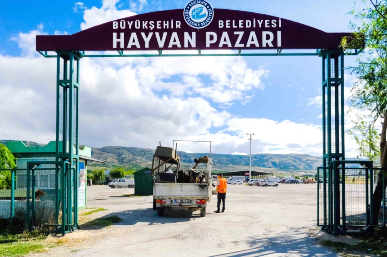 Kurbanlık hayvan pazarı için yer satışları başlıyor