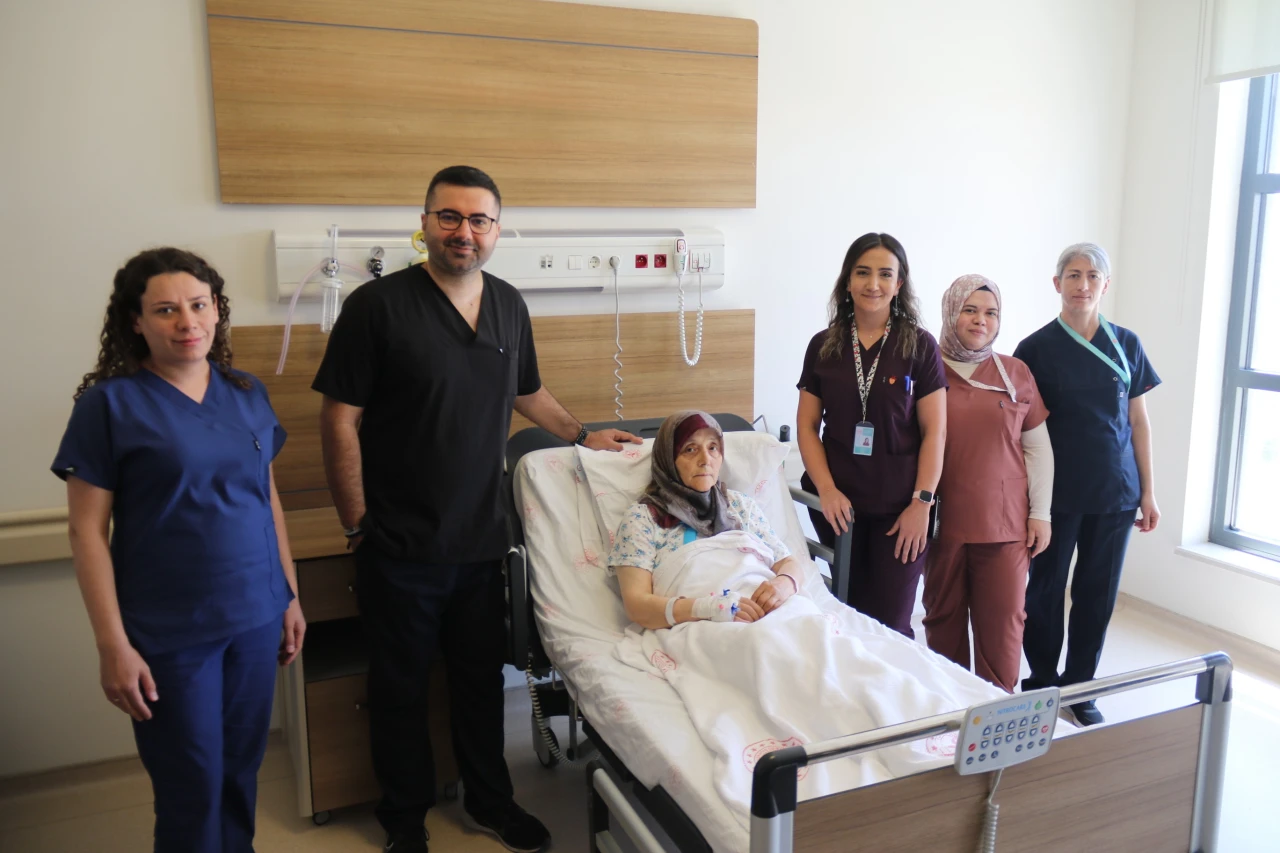 KALP RİTİM BOZUKLUĞU ELEKTRİKSEL ABLASYON İLE YARIM SAATTE ÇÖZÜLDÜ