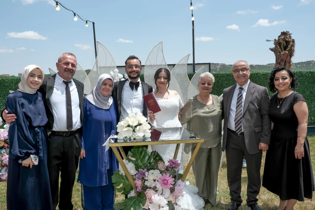 MALİYECİLERİ BULUŞTURAN DÜĞÜN