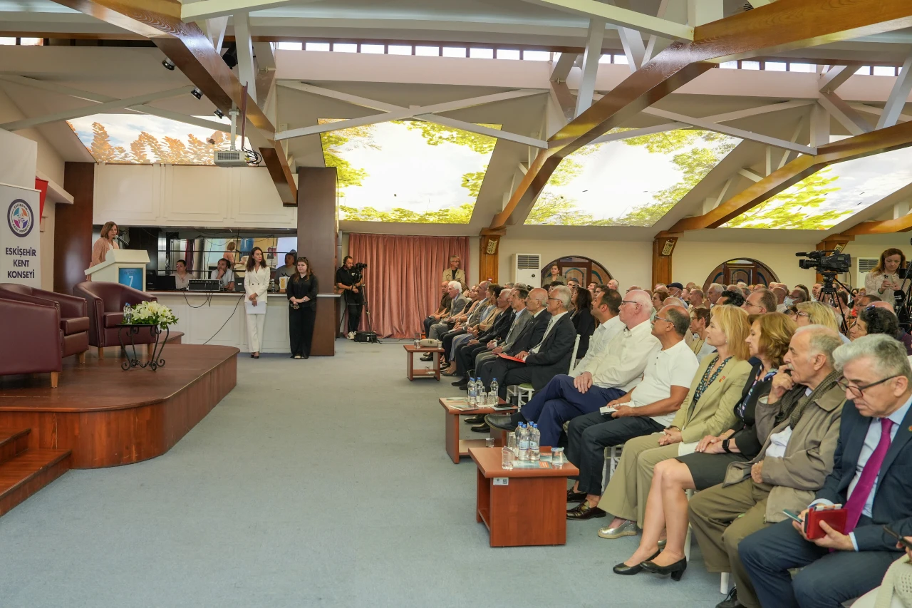 “KENTLERİN HAKKINI EN İYİ BELEDİYELER KORUR”