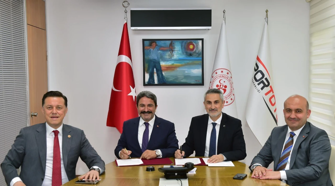ESKİŞEHİR 25 YENİ SPOR TESİSİNE KAVUŞUYOR