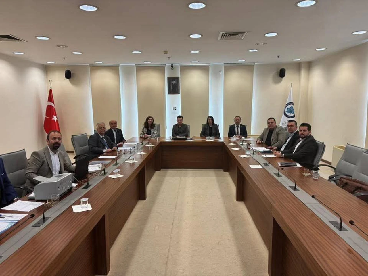ÜNİVERSİTELERDE TARİHİ ADIM
