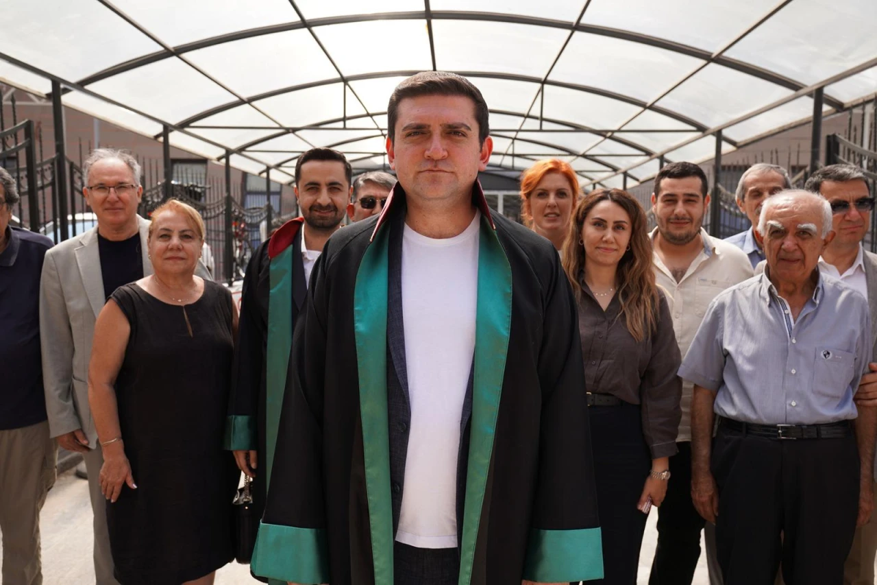 CHP’DEN AK PARTİ TEPEBAŞI İLÇE BAŞKANI HAKKINDA SUÇ DUYURUSU