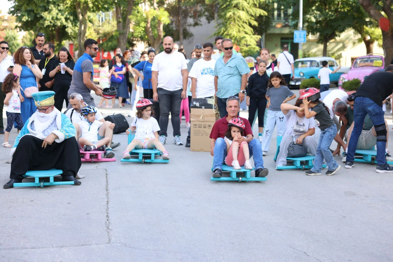 AHŞABIN SESİ ESKİŞEHİR’DE YANKILANIYOR