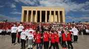 TÜRKİYE LÖSEV’İN ÇAĞRISINA KULAK VERDİ