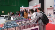 Eskişehir Kitap Fuarı yoğun katılımla açıldı