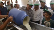 BAŞKAN ATAÇ: SÜT ÜRETİMİNİ DE TÜKETİMİNİ DE DESTEKLİYORUZ
