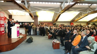 “BU KARANLIĞIN İÇİNDEN GÜZEL BİR GELECEK ÇIKARACAĞIZ”