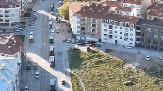 Vefat eden ağabeyinin oğluna 15 TIR ile düğün konvoyu yaptı