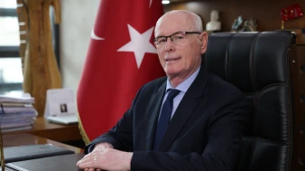 KAZIM KURT BELEDİYE BAŞKANLARI ARASINDA BİRİNCİ SIRADA