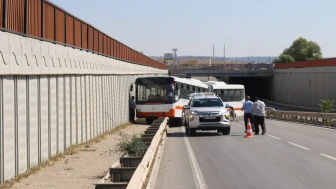 Kontrolden çıkan otobüs kaza yaptı, facia ucuz atlatıldı