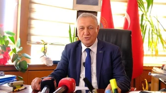 DİLBAZ: EMEKLİLERİN MAAŞI ARTMADAN ELİNDEN ALINDI