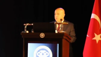 EMİR “ULUSAL TURİZM KONGRELERİNE BAKANLIK BÜTÇESİNDEN PAY AYRILMALI”