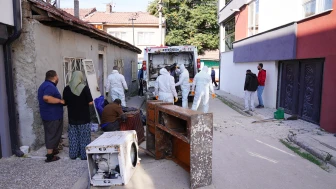 ÇÖP EVDEN 4,5 TON ÇÖP ÇIKARILDI