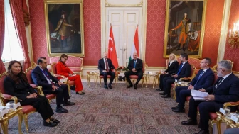 TBMM HEYETİ VE FATİH DÖNMEZ’DEN MACARİSTAN’A TARİHİ ZİYARET