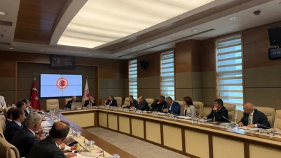 MİHALIÇÇIK’TA KİRAZ ÜRETİCİLERİNİN ZARARI 1,5 MİLYAR LİRA