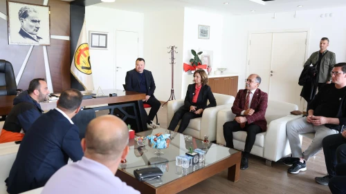 Başkan Ünlüce'den Eskişehirspor'a tam destek