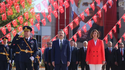 ZAFER BAYRAMI ESKİŞEHİR’DE COŞKUYLA KUTLANIYOR
