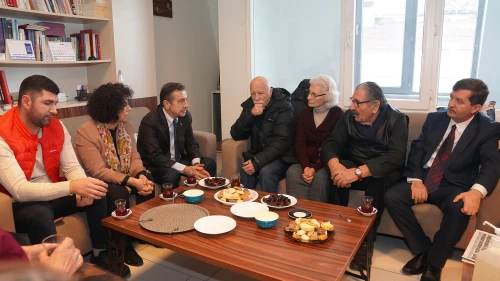 ATAÇ “EMEKLİLER İHTİYAÇLARINI BİLE KARŞILAYAMIYOR”