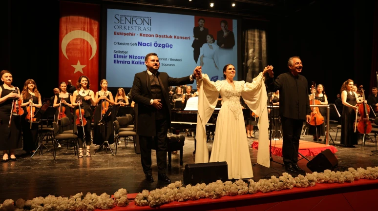 ESKİŞEHİRLİLER KAZAN DOSTLUK KONSERİNE BÜYÜK İLGİ GÖSTERDİ
