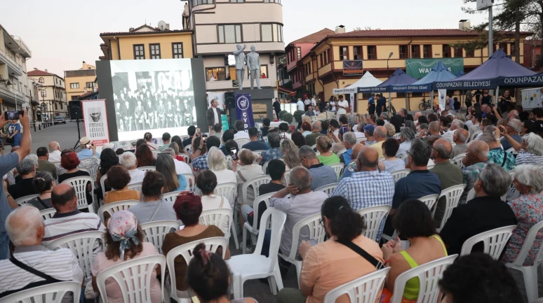 SİNAN MEYDAN ODUNPAZARI’NDA LOZAN’I ANLATTI