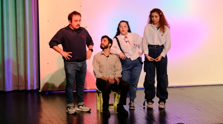 KARNE SEVİNCİ TİYATRO SAHNESİNE TAŞINIYOR