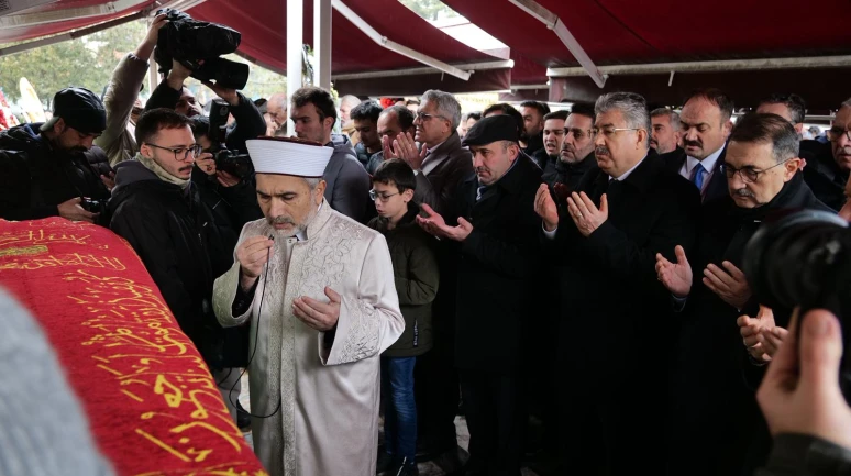 AK PARTİ İL BAŞKANI ALBAYRAK’IN ACI GÜNÜ