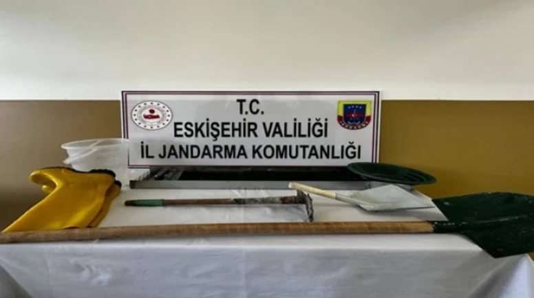 Eskişehir'de Kaçak Kazıya Suçüstü: 1 Kişi Hakkında Soruşturma Başlatıldı