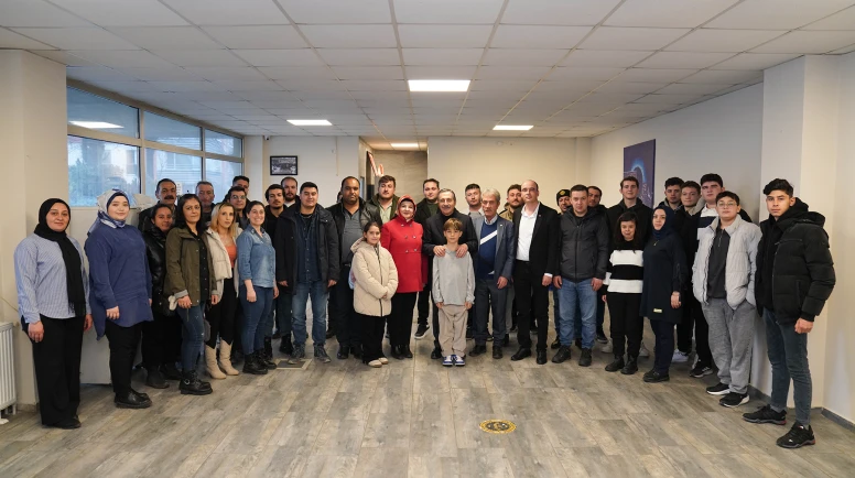 BAŞKAN ATAÇ GENÇLERE TAVSİYELERDE BULUNDU