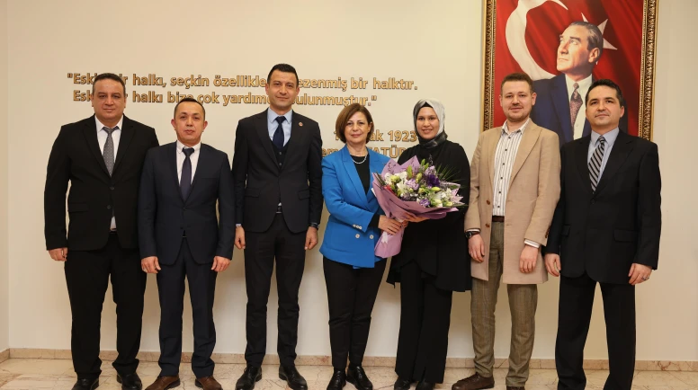 BAŞKAN ÜNLÜCE’YE BEHİÇ ERKİN TEŞEKKÜRÜ